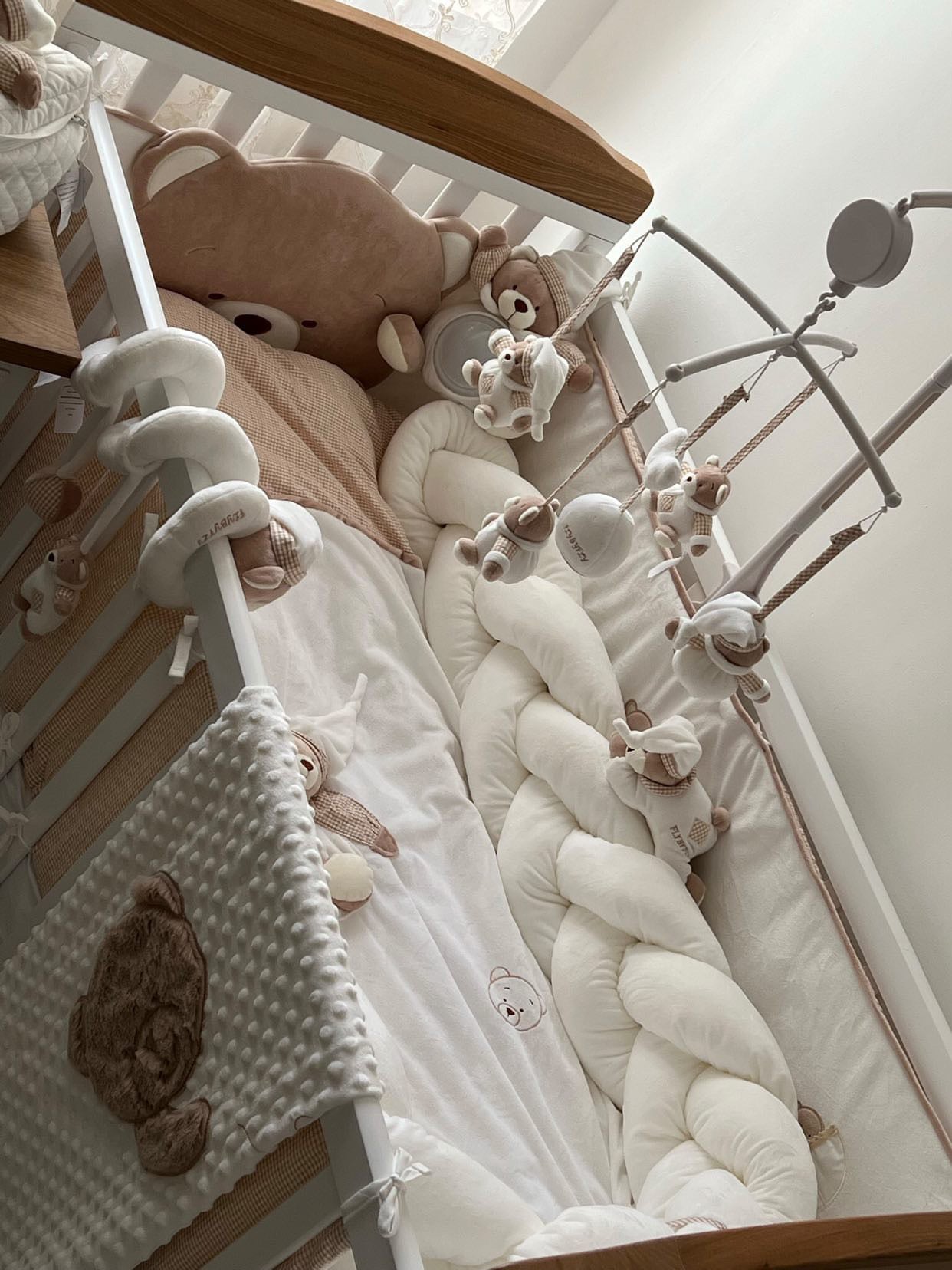 שמיכת מיטה עם פוך נשלף  - בז'