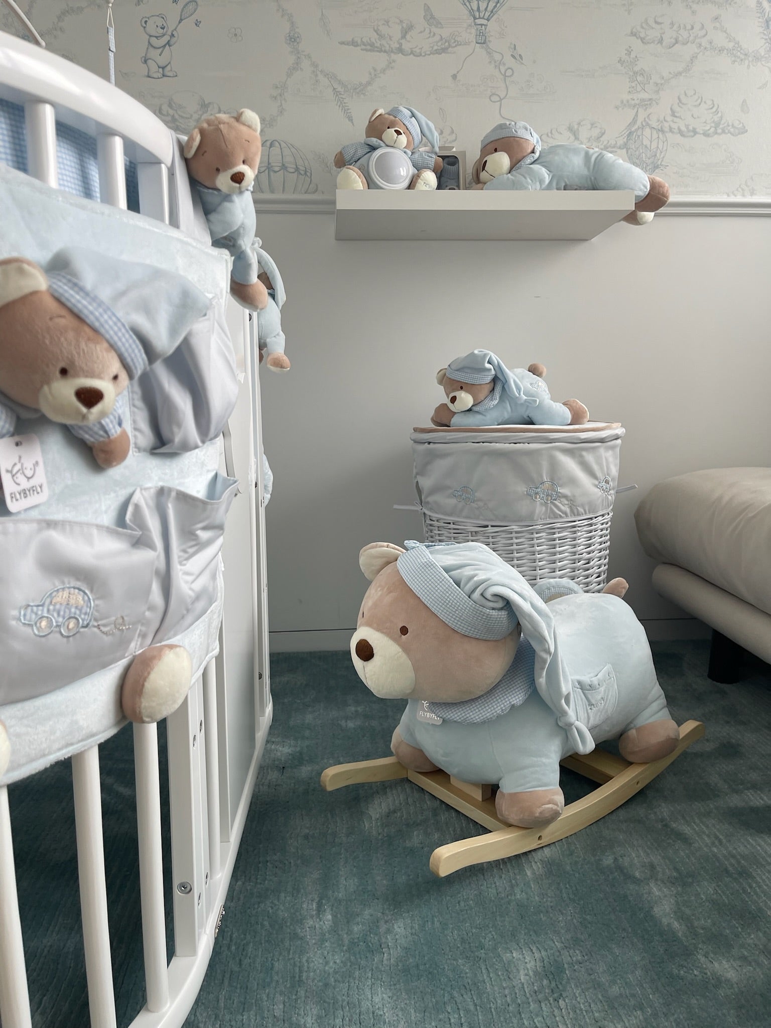 סוס נדנדה - דובי כחול