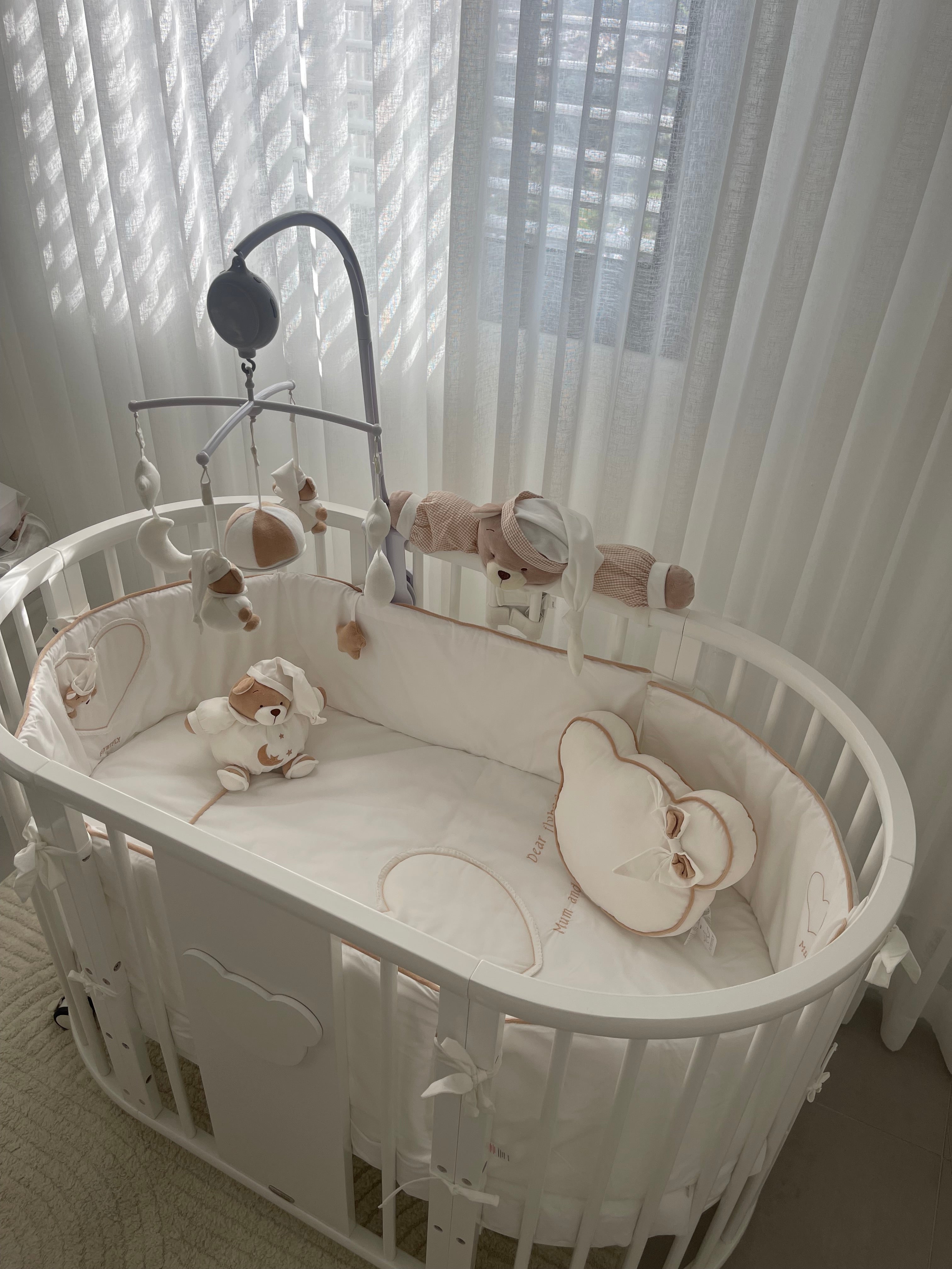 دمية الدب ميمي المتنقلة