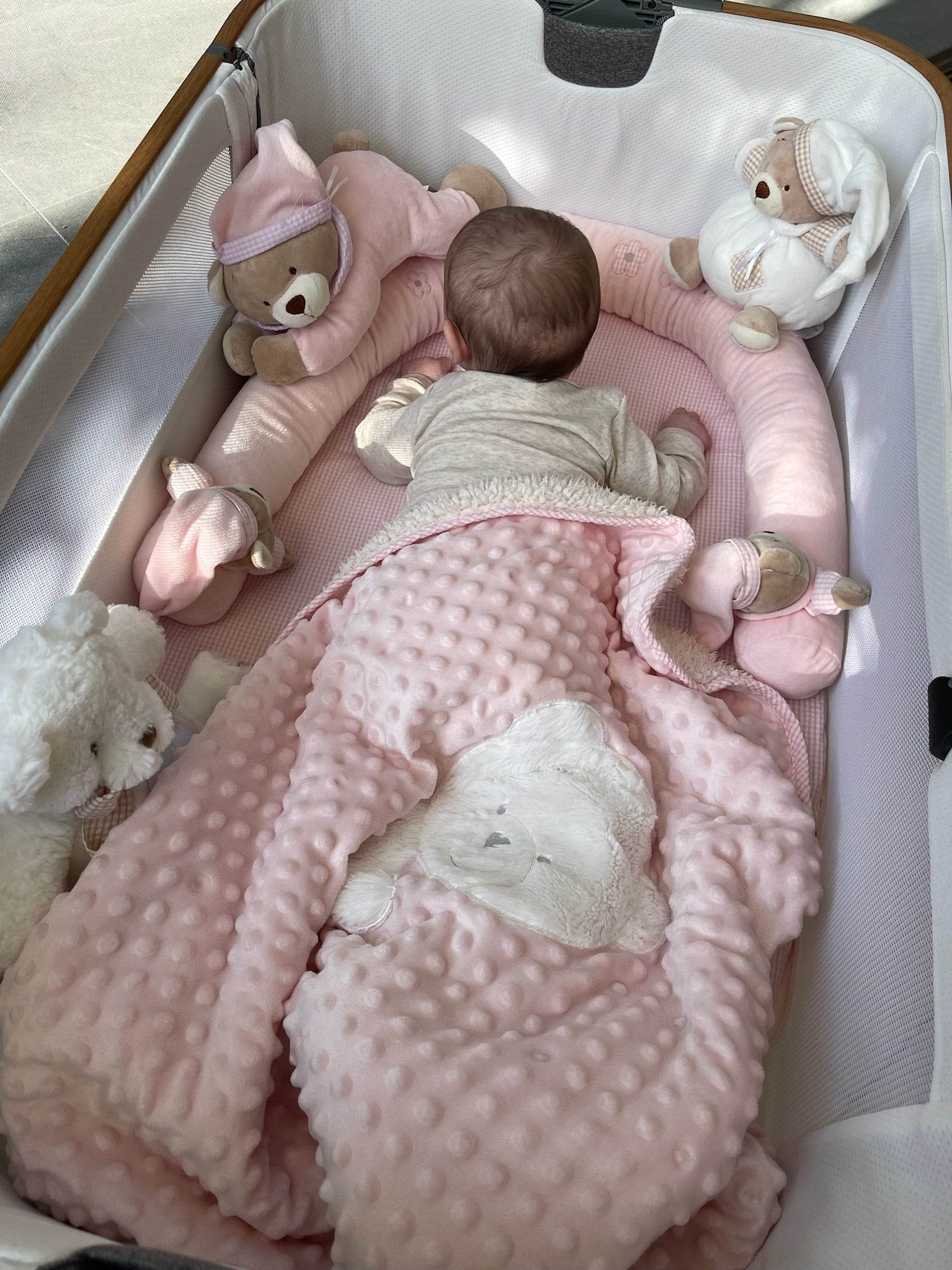 שמיכה פרוותית לתינוק - ורוד