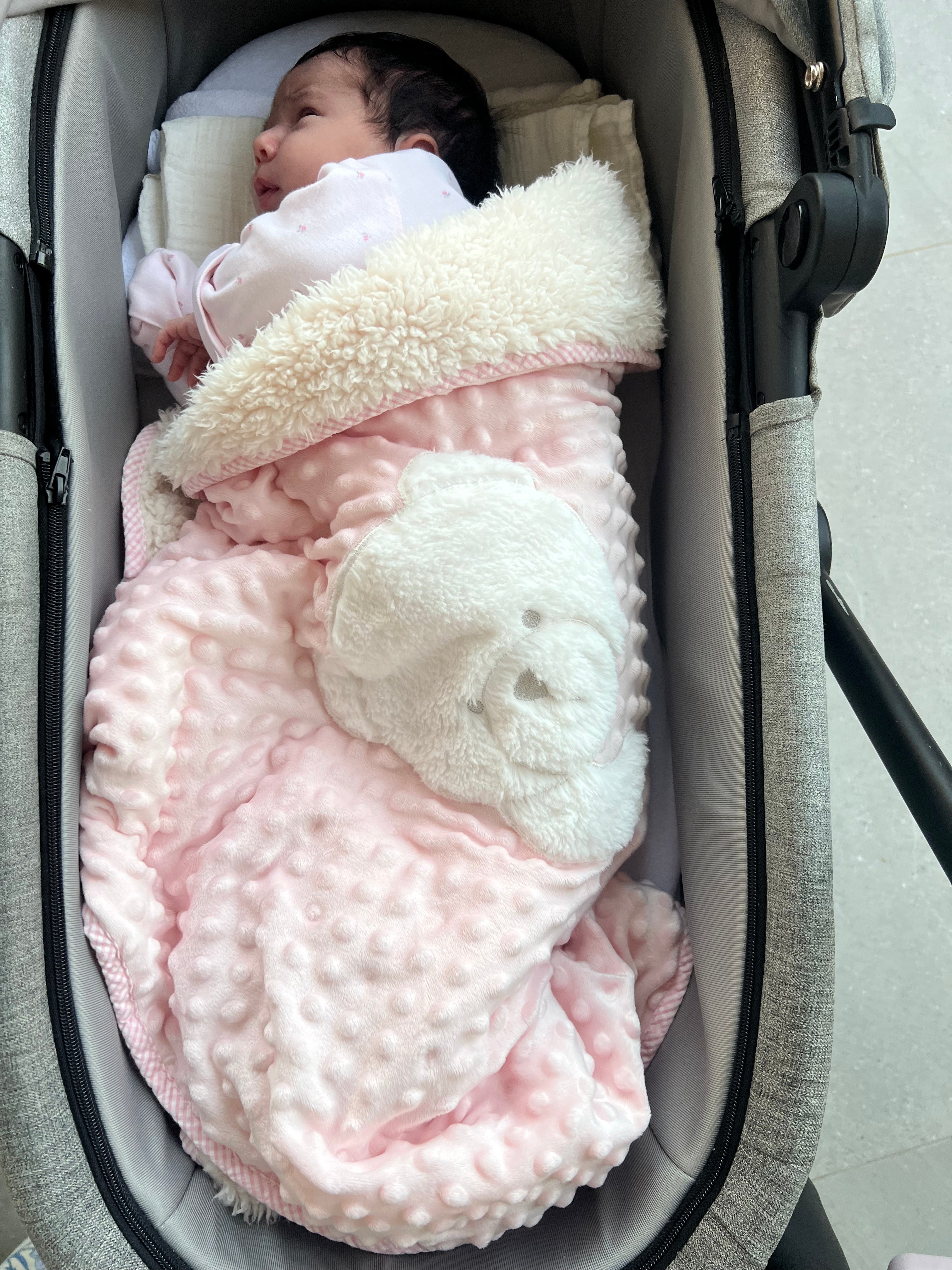 שמיכה פרוותית לתינוק - ורוד