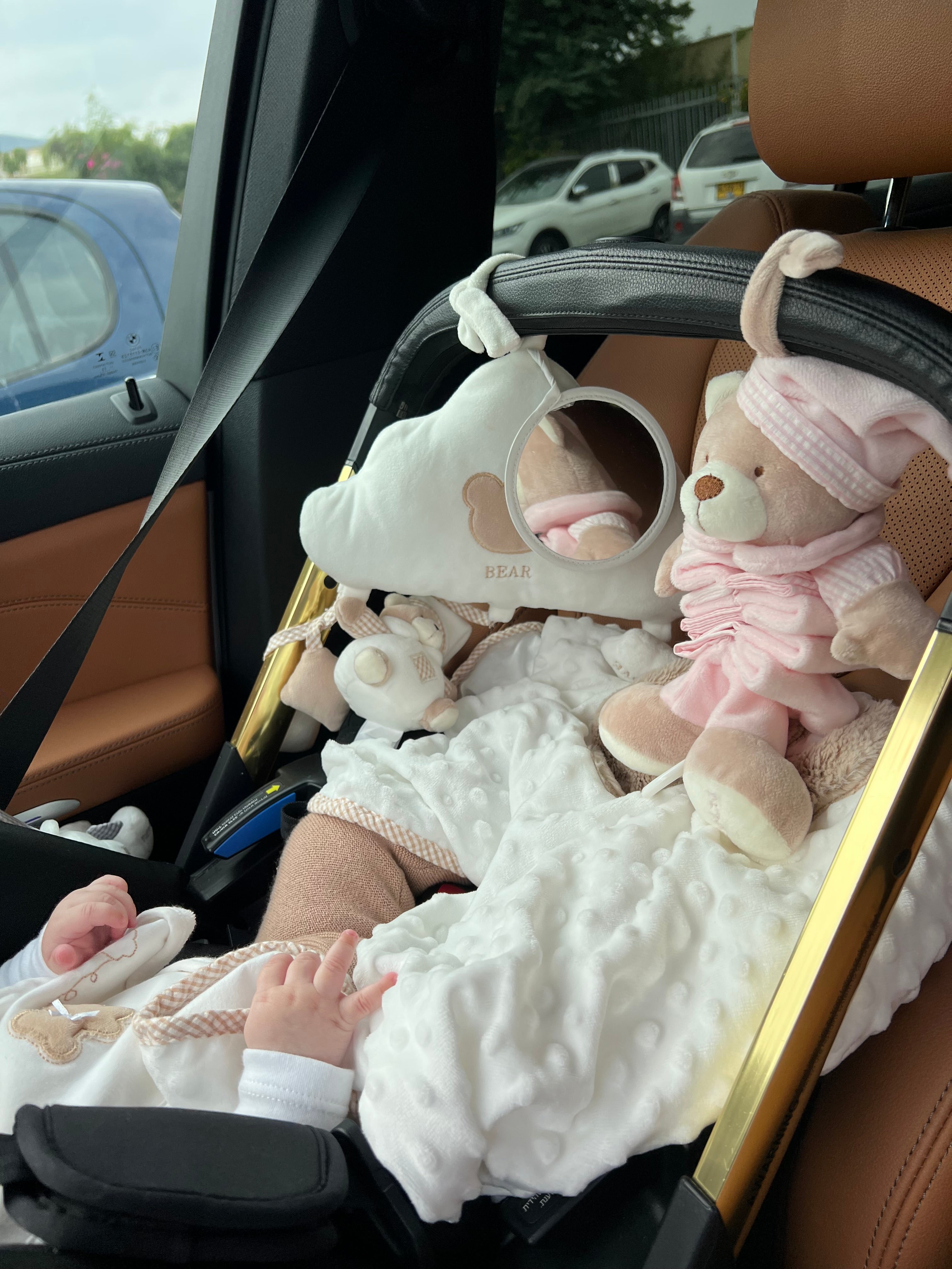 מובייל ענן עם מראה לעגלה ולרכב - ורוד