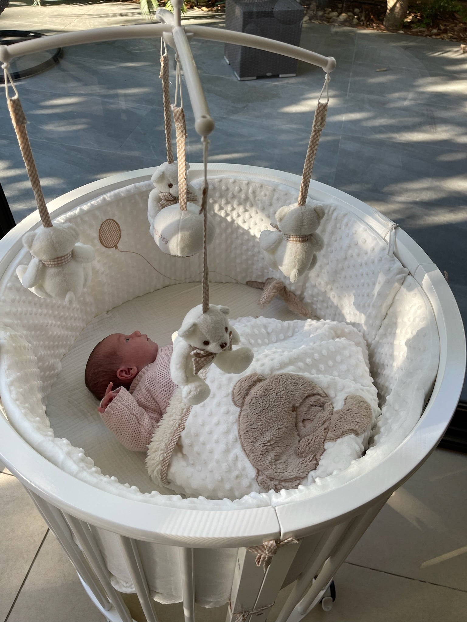 BED PROTECTOR -Bubbles