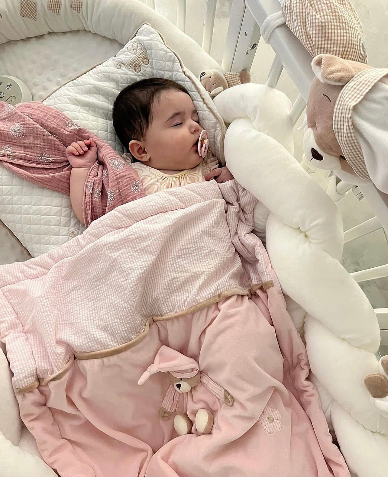 שמיכת פוך לעריסה - ורוד