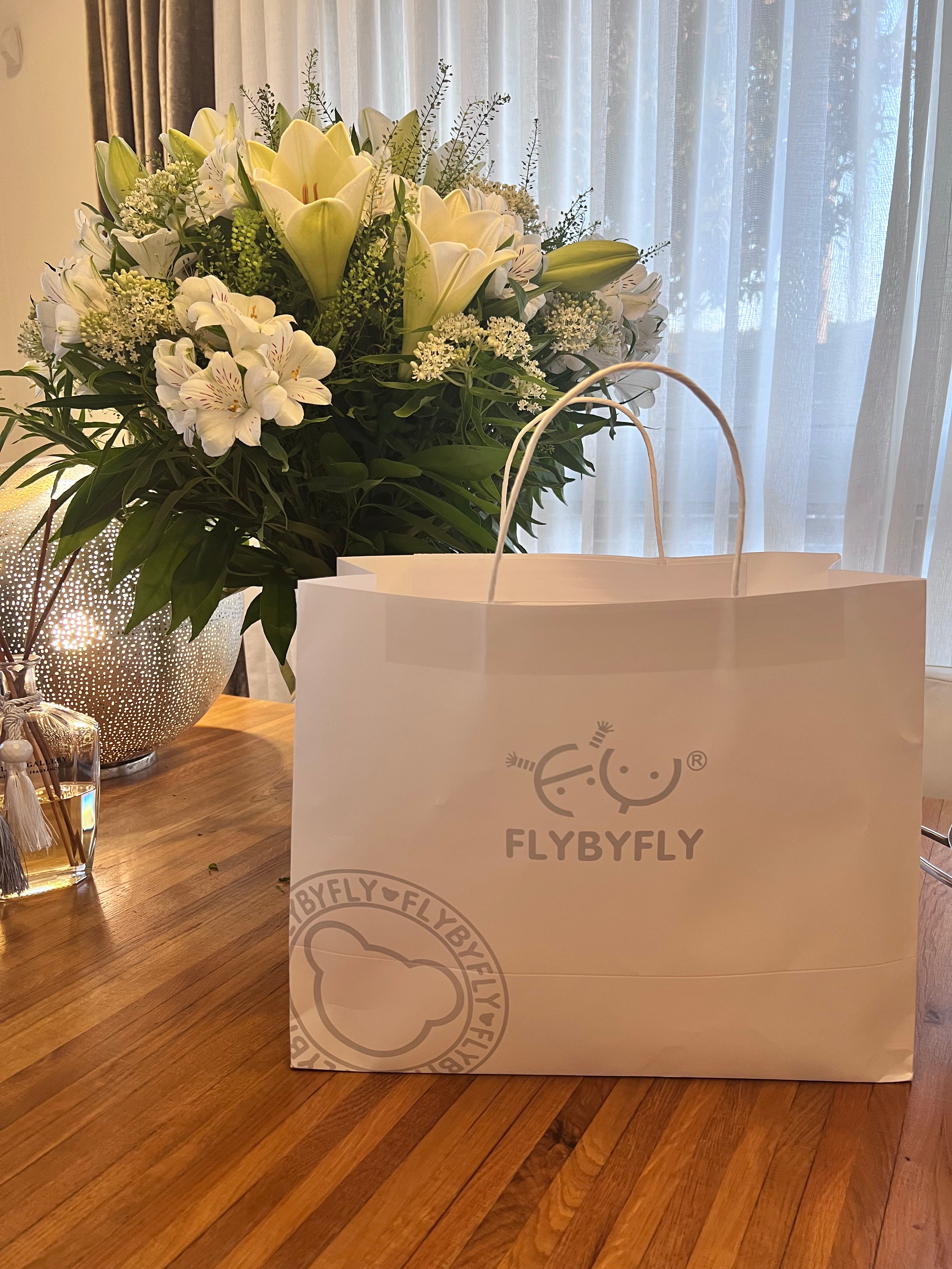 אריזת מתנה וכרטיס ברכה