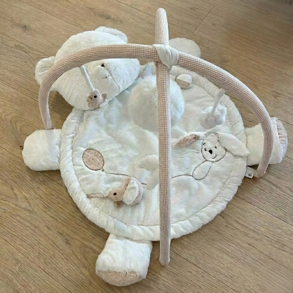 אוניברסיטה לתינוק דובי - לבן & בז'