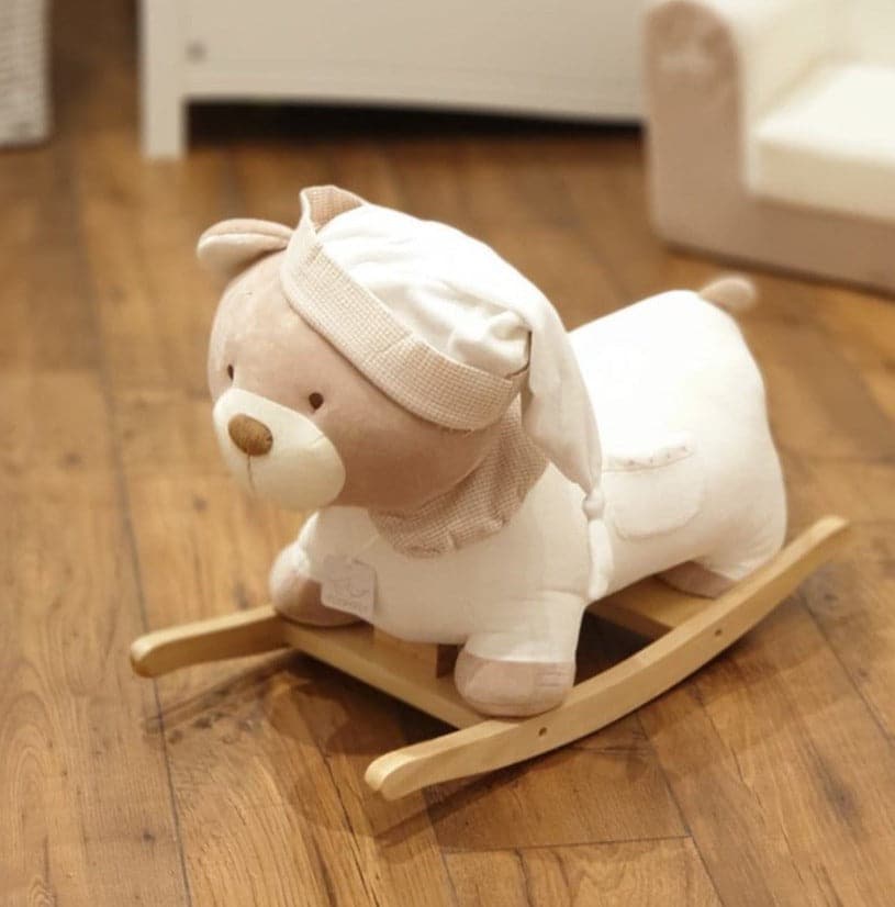 סוס נדנדה - דובי בז'