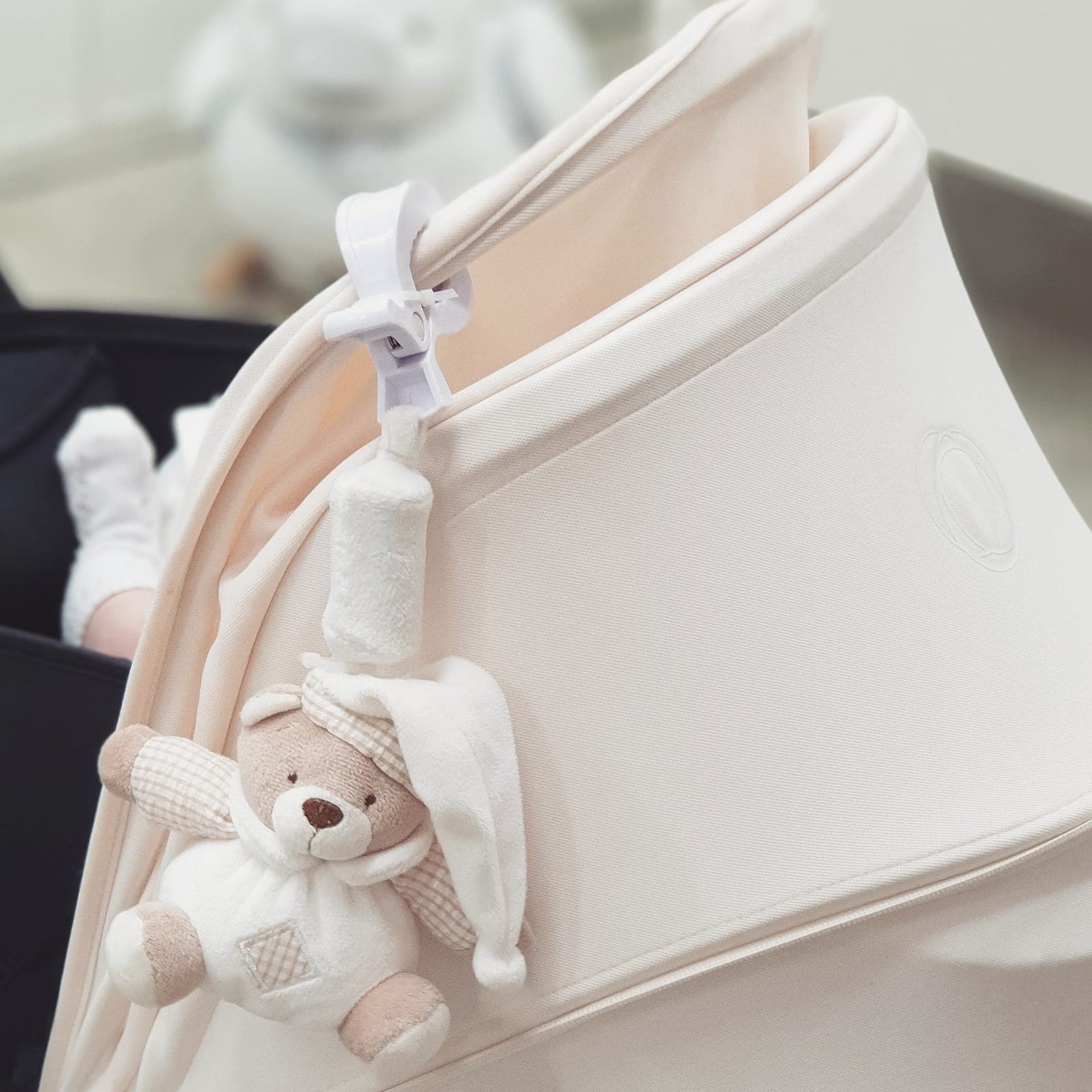 דובי קליפס לעגלה - בז'