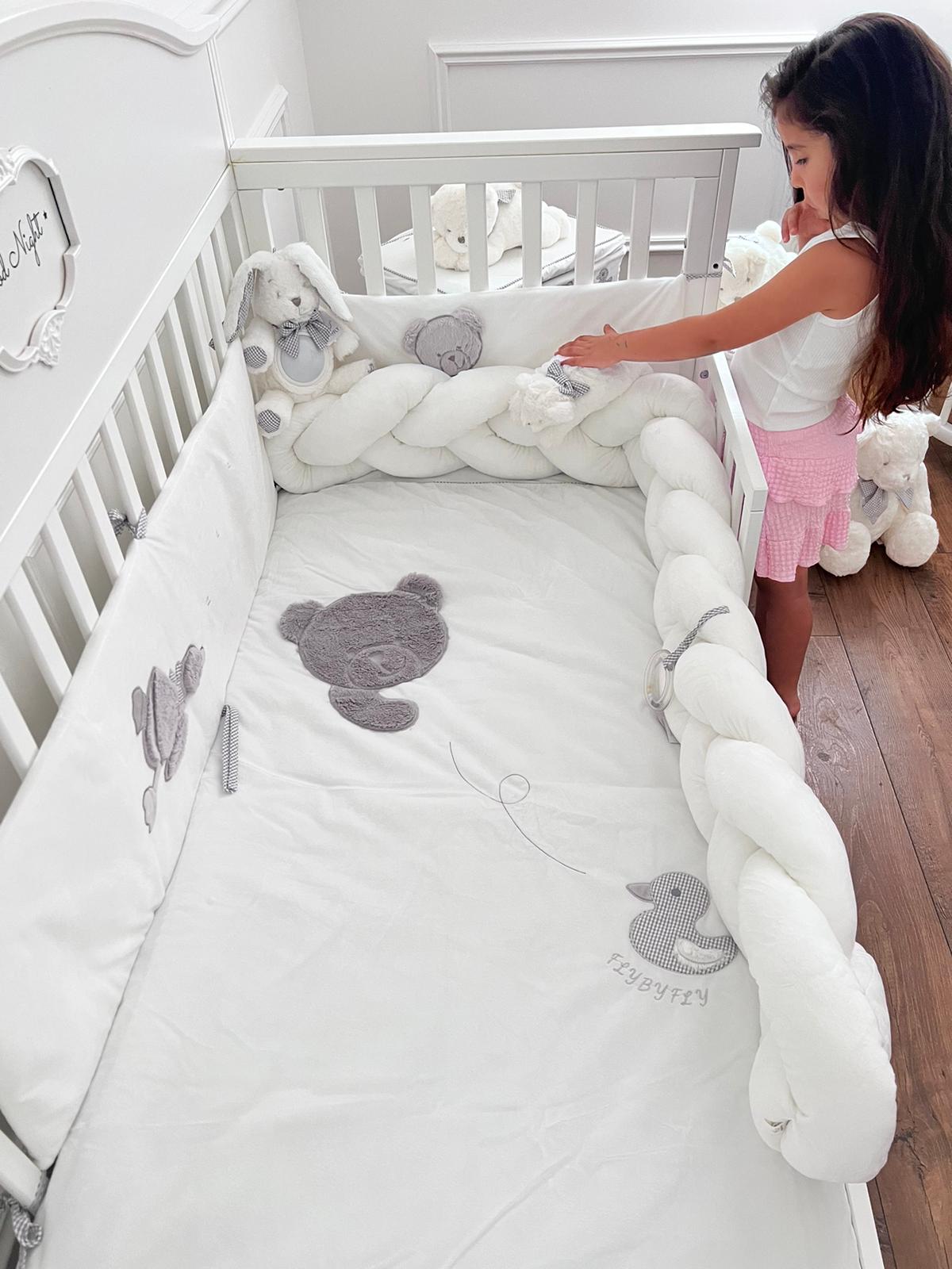 נחשוש למיטת תינוק ומעבר - לבן&אפור