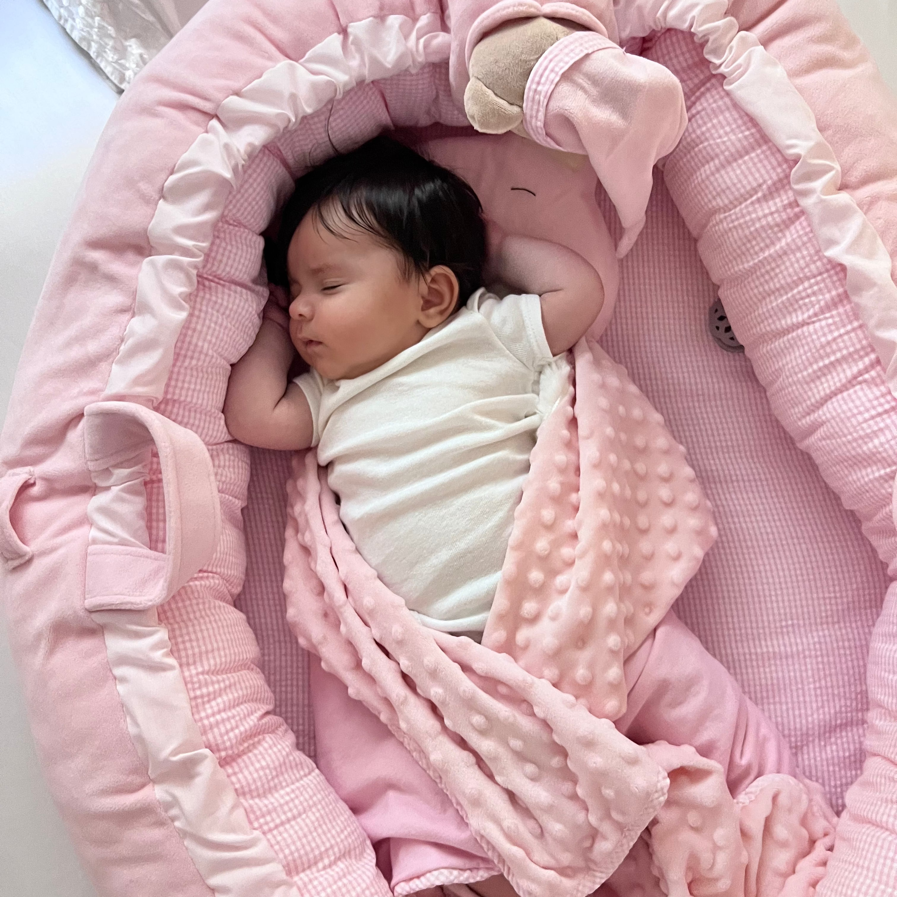 בייבינסט - ורוד