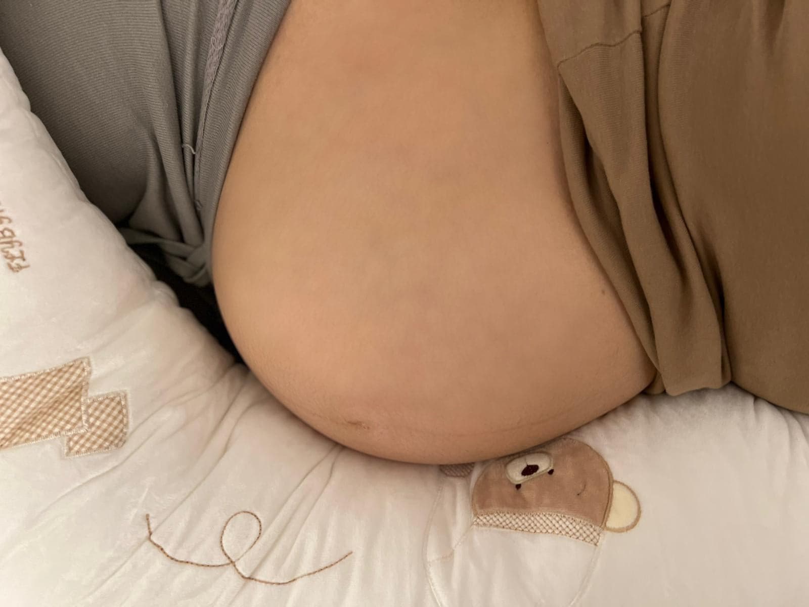 כרית הקסם-הנקה, החתלה וכורסא
- כחול