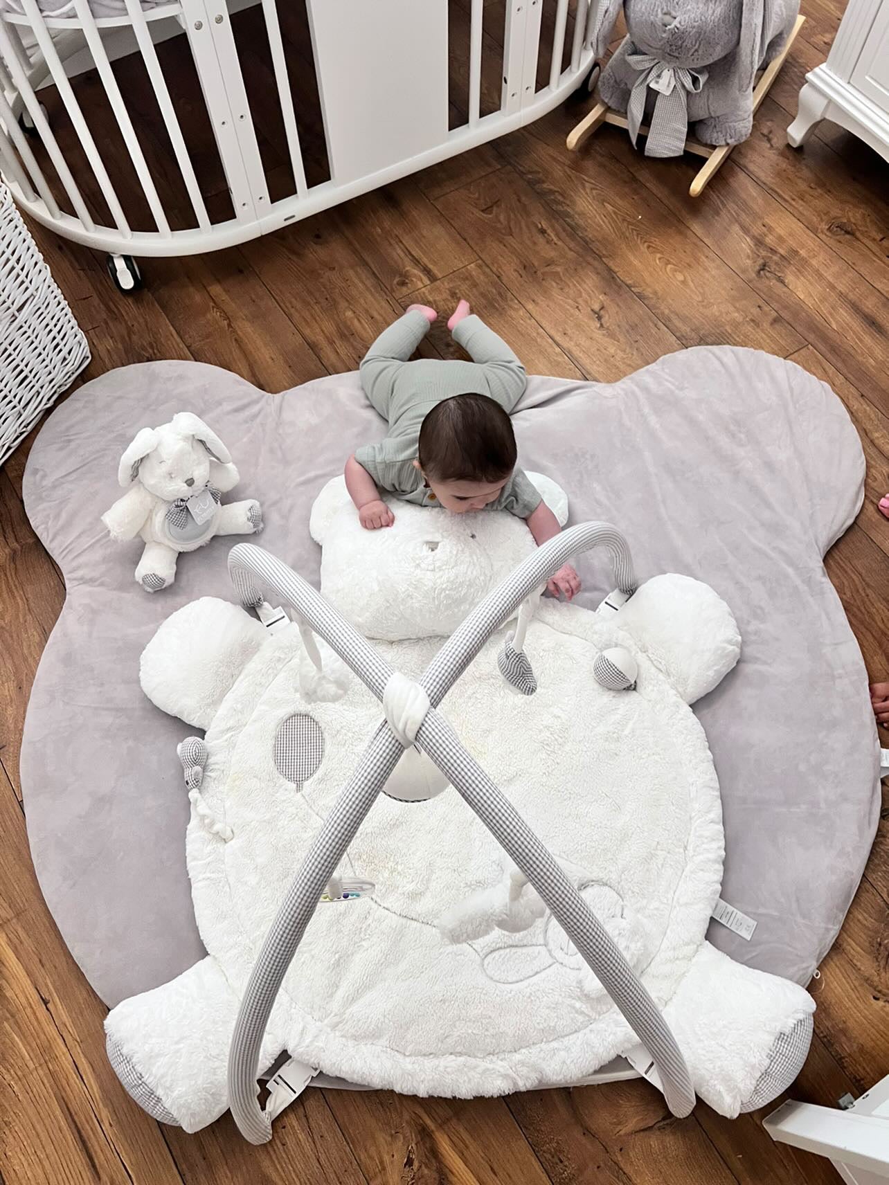 Bear playmat - white