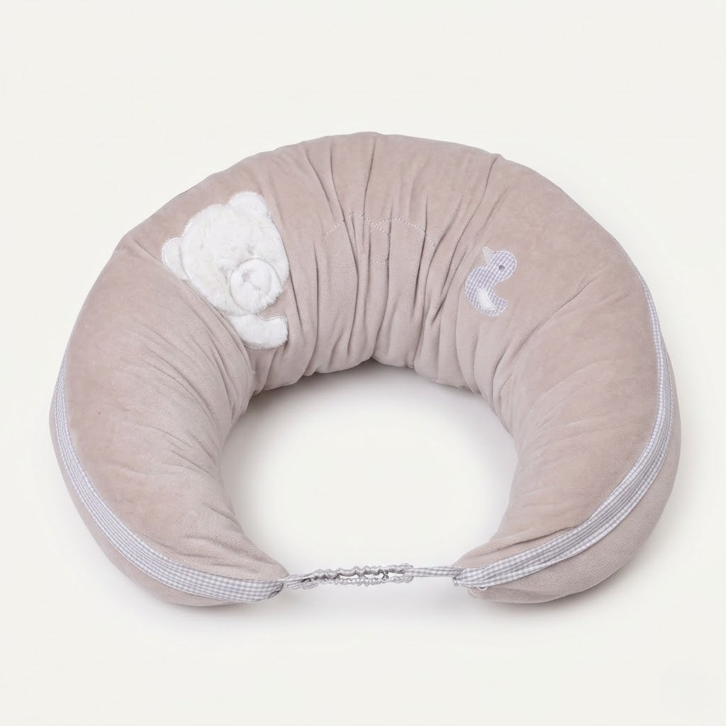 כרית הקסם-הנקה, החתלה וכורסא
  - אפור