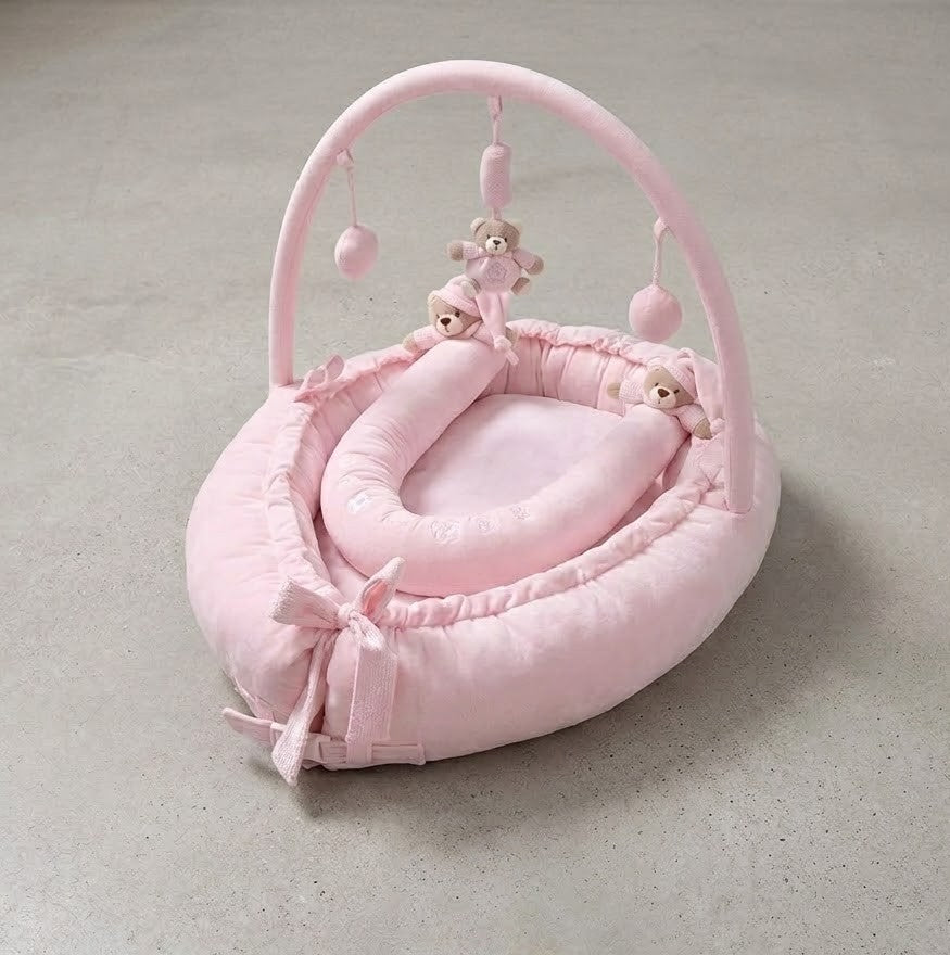 A rich gift box for a prince