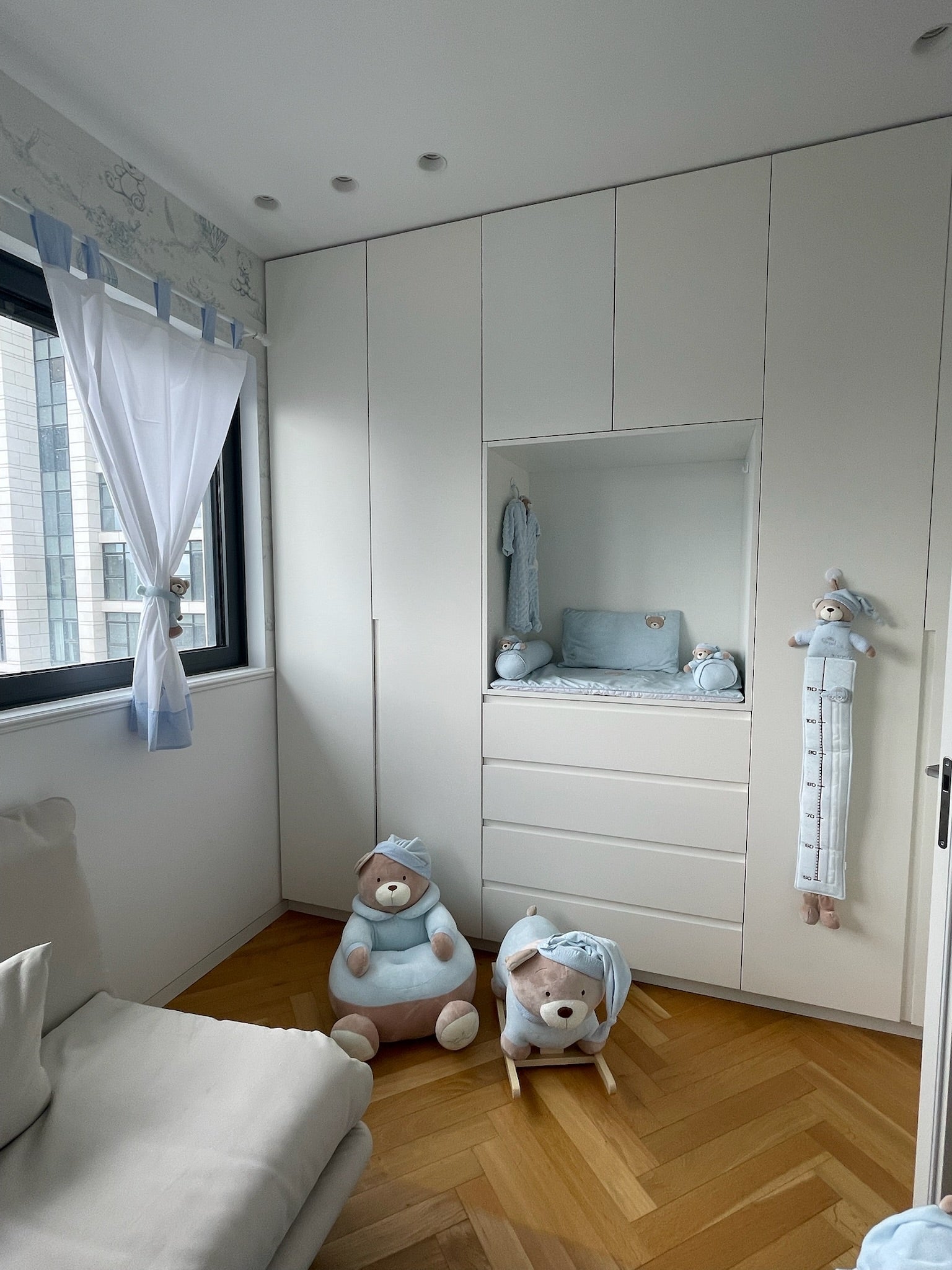 סוס נדנדה - דובי כחול