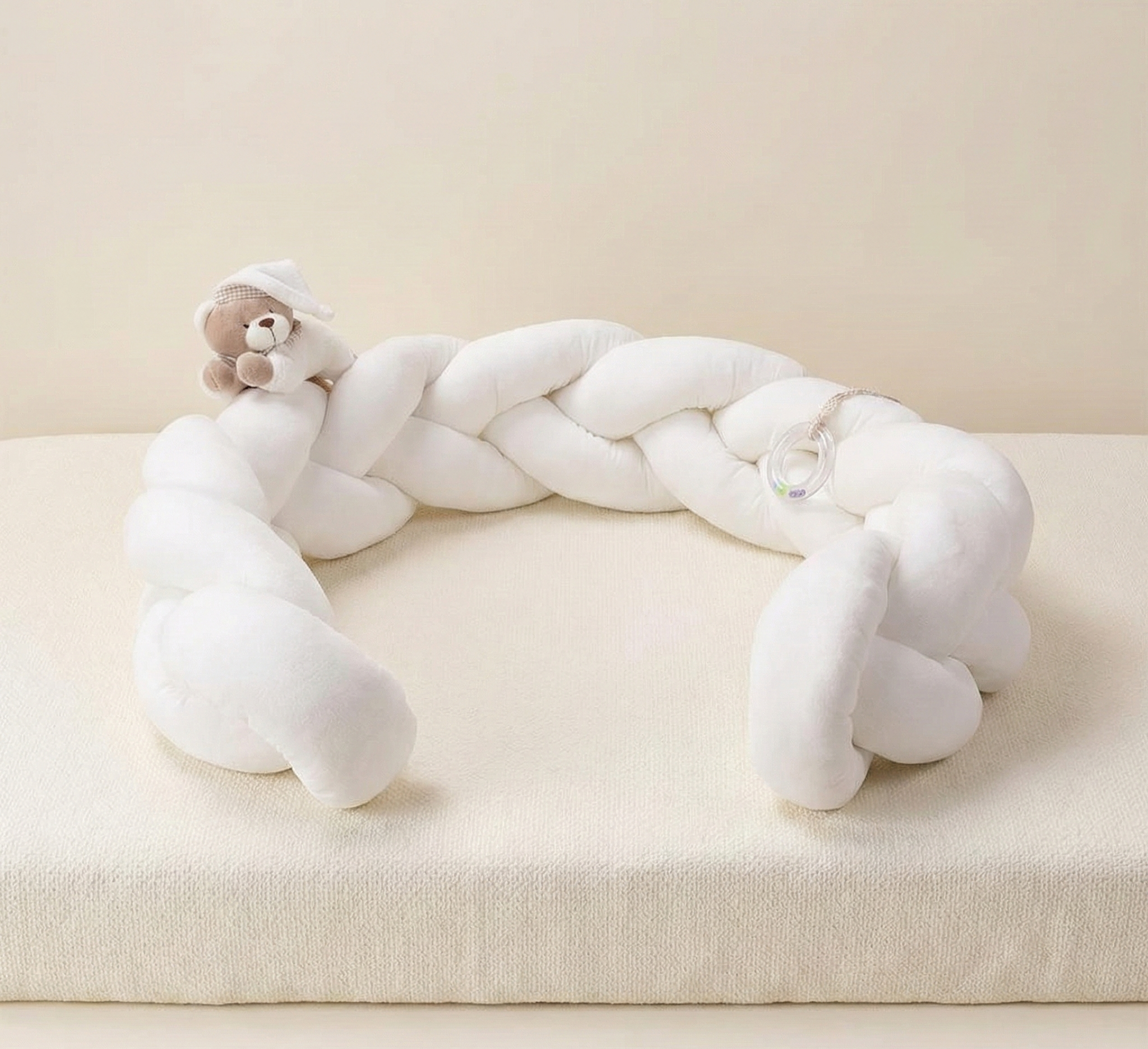 נחשוש למיטת תינוק ומעבר - בז׳