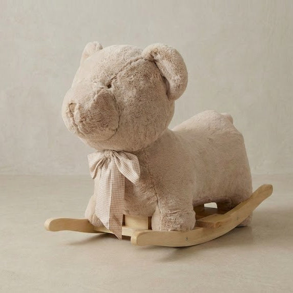 סוס נדנדה - דובי בז'